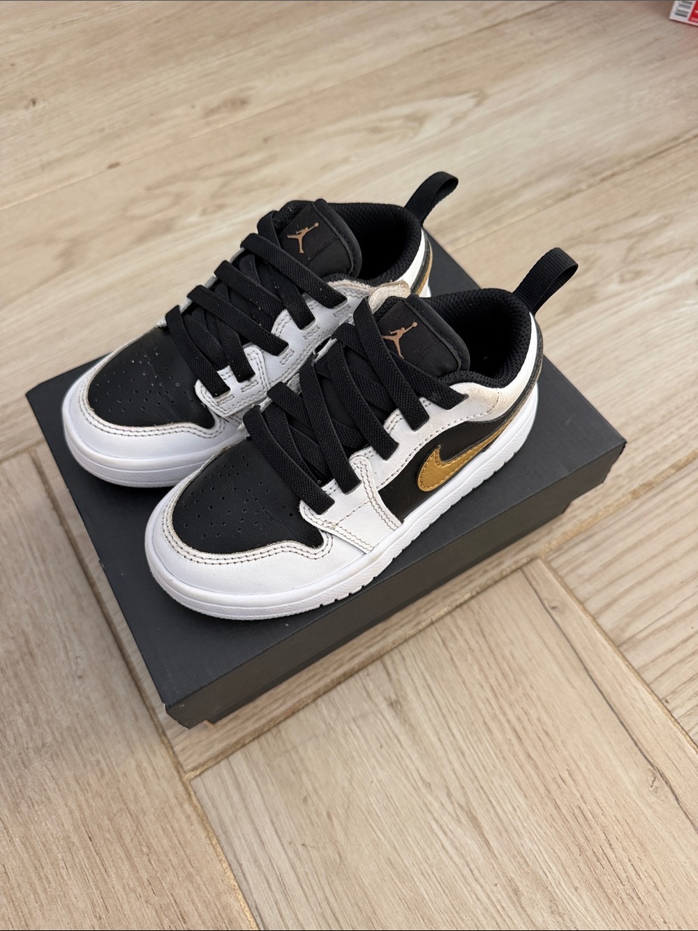 Jordan 1 Low ALT (PS)